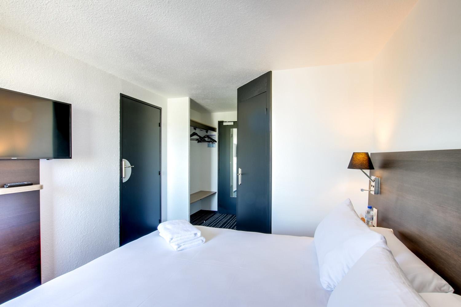 Brit Hotel Reims La Neuvillette Экстерьер фото