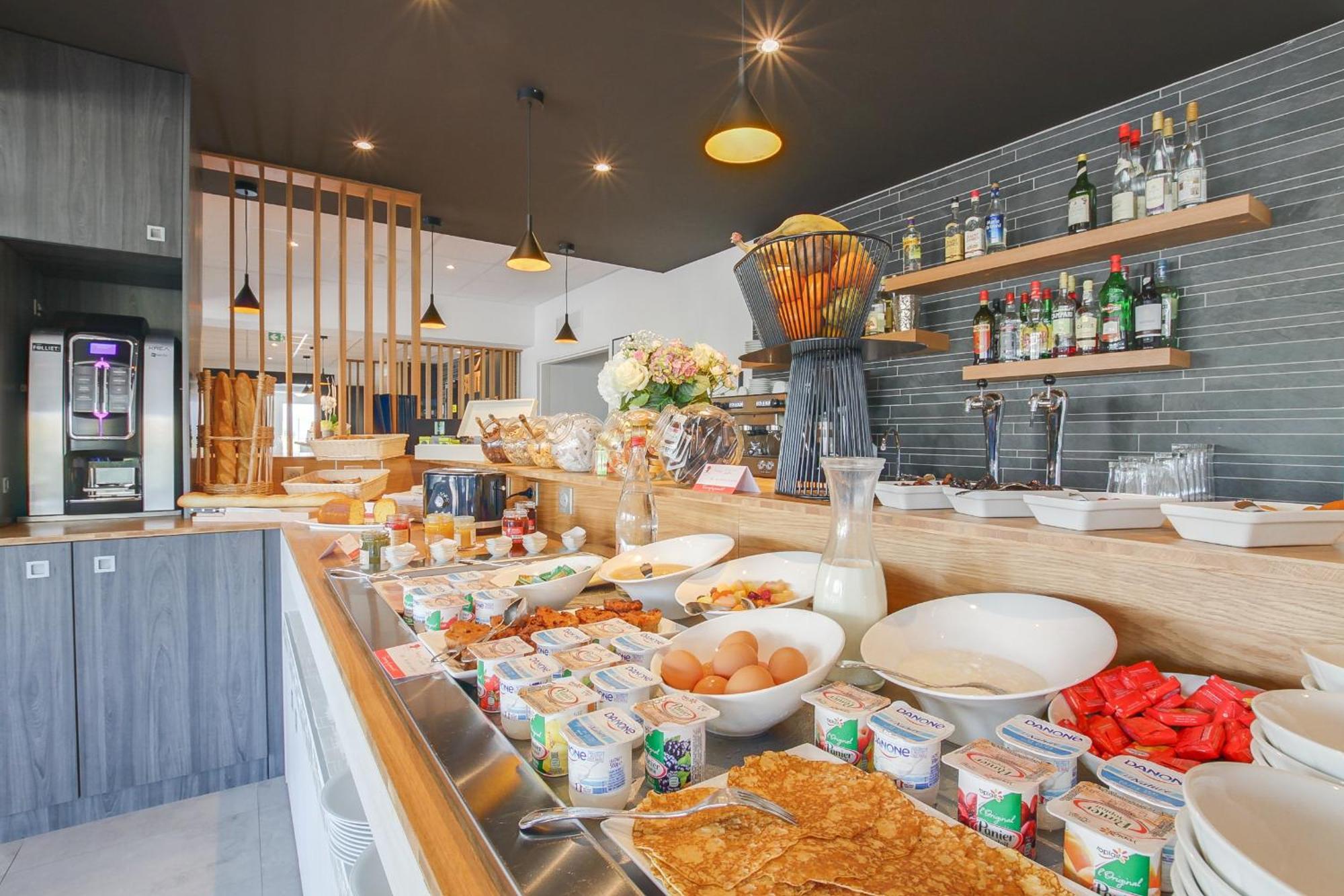 Brit Hotel Reims La Neuvillette Экстерьер фото