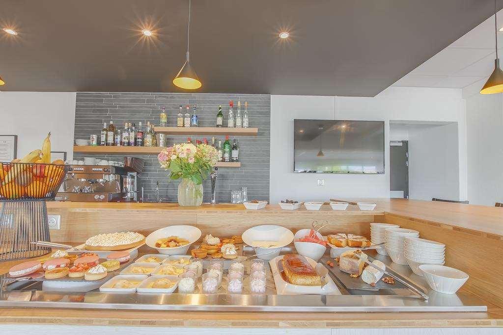 Brit Hotel Reims La Neuvillette Ресторан фото