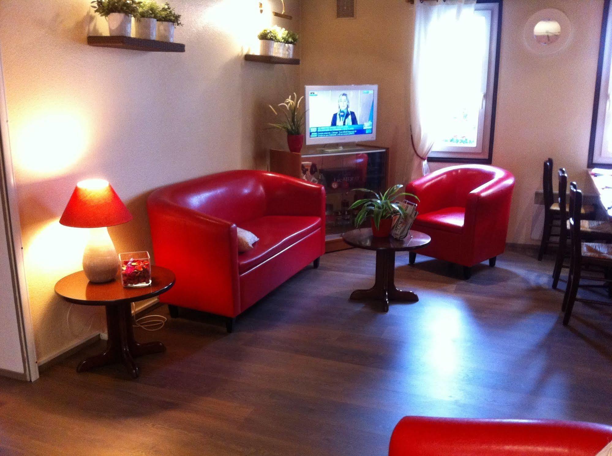 Brit Hotel Reims La Neuvillette Экстерьер фото